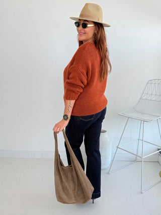 Alpaka Strickpullover in Rostbraun. Verarbeitung mit Wolle und Alpaka für Damen in Onesize 36-42 - Levelone GmbH & Co. KG