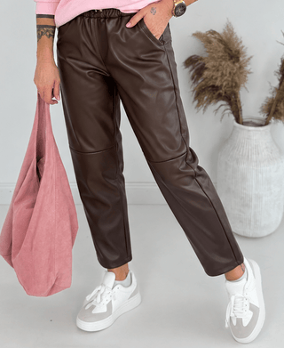 Lederhose 2609356 - Levelone GmbH & Co. KG