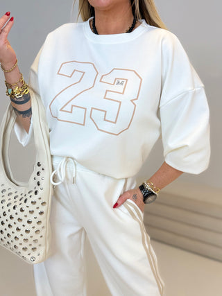 Zweiteiler-weiss-hose-sweater-damen-levelone